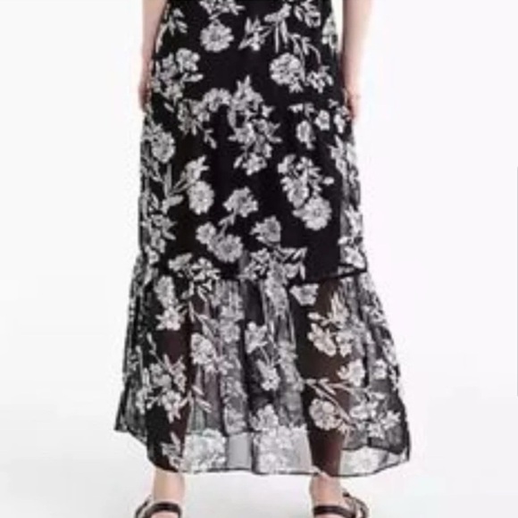 J.Crew Mercantile Tiered Floral Maxi Dress Black/White Floral Size 10 - Picture 7 of 12